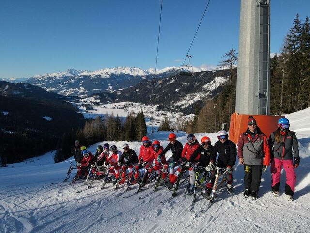 Österreichs Skibob-Elite fühlt sich am Nassfeld, in Weißbriach oder am Weißensee pudelwohl und gut aufgehoben.  | Foto: Privat