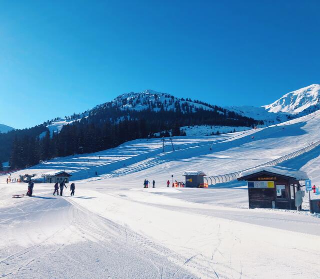 Das Skigebiet Hochfügen ist vorerst geschlossen. Über eine baldige Weiterführung es Betriebes wird beraten
