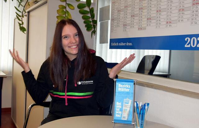 Lebhaft, fröhliche Franziska Farthofer beim BEZIRKSBLATT Kufstein Sportgespräch.