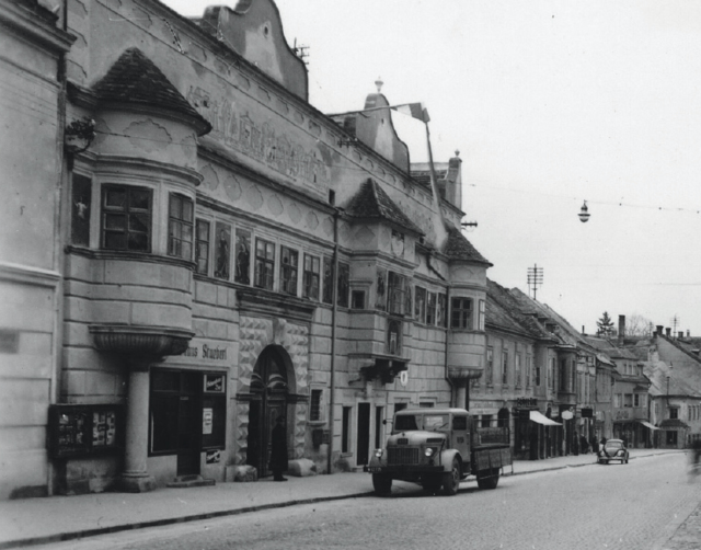 Das Rathaus in Eisenstadt. Das Jahr der Aufnahme dieses Fotos ist leider nicht bekannt. | Foto: Fertsak