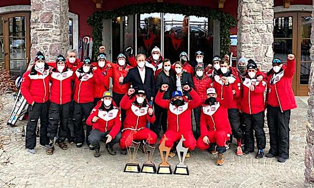 Das Team konnte mit vier Kitz-Gämsen abreisen. | Foto: Kitzhof