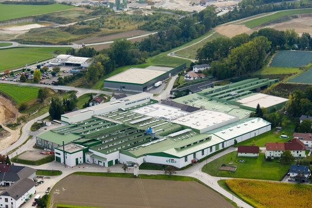 Die efko in Hinzenbach gehört zu den größten Arbeitgebern der Umgebung. | Foto: efko/photopassion