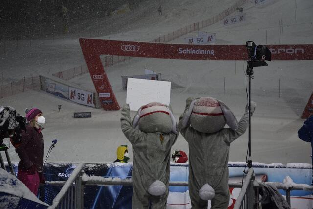 Die Hopsis sorgten für Stimmung – leider nur die Hopsis. | Foto: Hollinger Marc