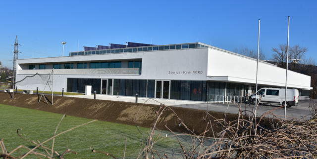 Auch im Sportzentrum Nord in Liefering stehen die sportlichen Aktivitäten in den Vereinen still. | Foto: Stadt Salzburg