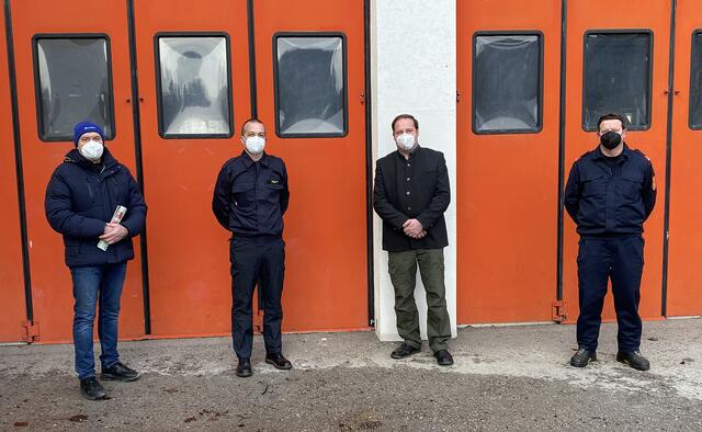 Bürgermeister Michael Krischke, Oberbrandinspektor Michael Pieler, Vizebürgermeister Karl Breitenseher, Brandinspektor Herbert Embacher
  | Foto: FF-Sulz Vockathaler