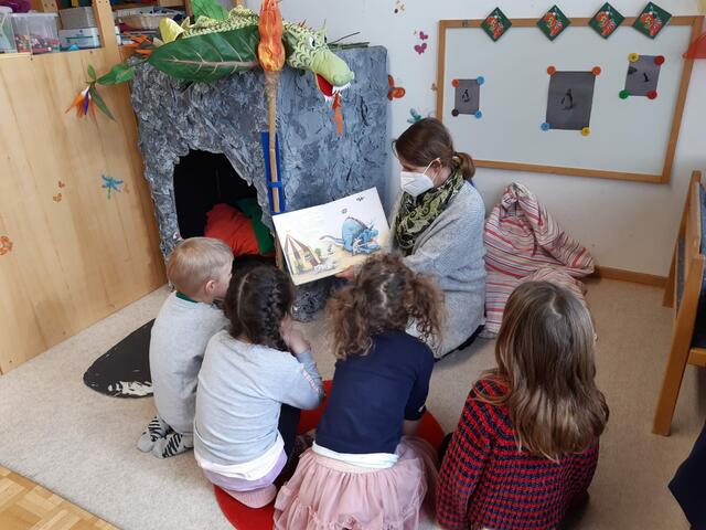 Die Gruppen werden wegen der Pandemie streng voneinander getrennt.  | Foto: Gemeinde Anif