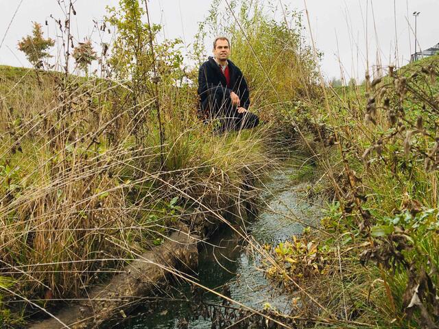 LA Wolfgang Spitzmüller sieht Bach- und Flusslandschaften im Burgenland gefährdet. | Foto: Die Grünen Burgenland