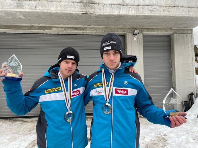 Erfolgreiches Doppelsitzer-Duo: Maximilian Pichler und Dominik Maier (rechts) mit ihrer EM-Silbermedaille
 | Foto: Photolove Miriam Jennewein