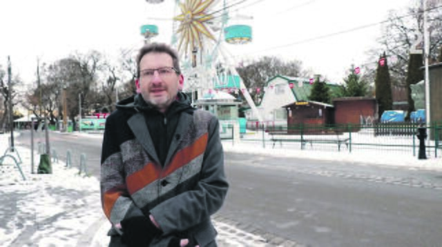 bz-Redakteur Karl Pufler im Böhmischen Prater. Das "Open Mic" dazu gibt es auf Facebook. | Foto: Belvedere21