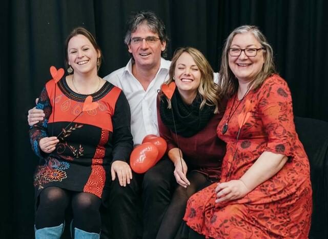 Ensemble "Love 4 mation"  singt romantische Lieder. | Foto: Kari