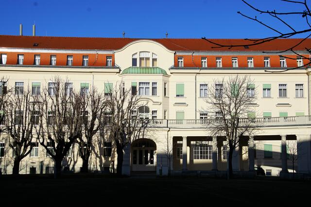 Kirche Spitalskirche Speising Liesing