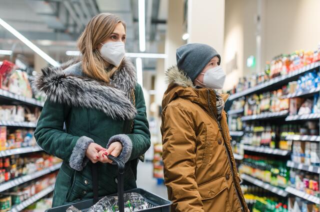 Insgesamt stellte der Bund dem Land Kärnten 430.000 Masken zur Verteilung über die Gemeinden zur Verfügung. | Foto: Kzenon - stock.adobe.com
