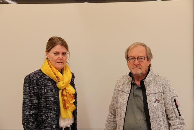 Gabriele Knauseder und Rudolf Streitberger zeigen sich verärgert über das Testangebot im Bezirk Braunau.