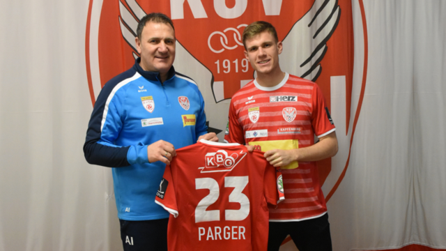 Trainer Ibrakovic mit Lukas Parger.