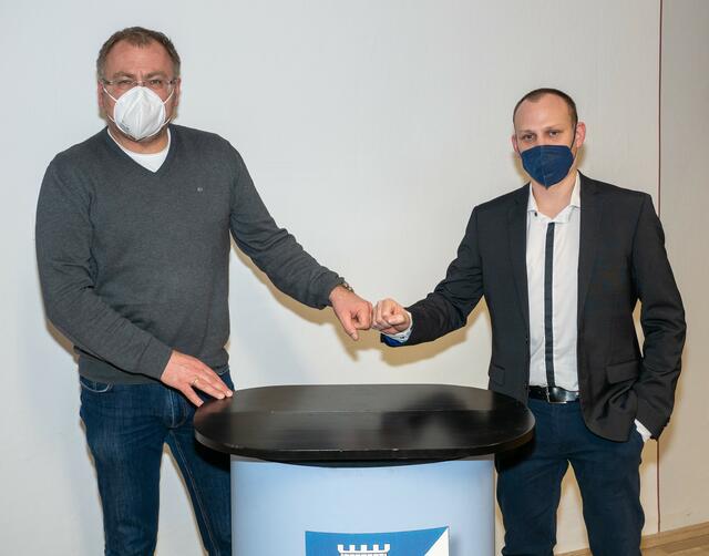Bürgermeister DI Markus Reichenvater, ÖVP Gemeinderat Michael Winkler