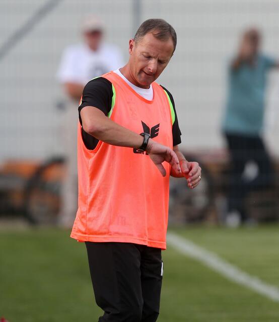 Die Zeit läuft für Trainer Kurt Stuck | Foto: Kuess