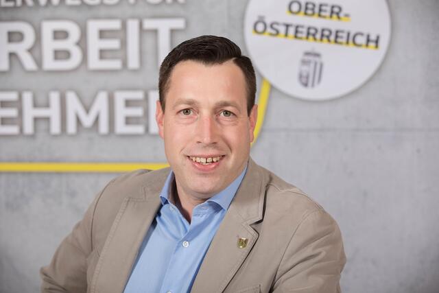ÖAAB-Bezirksobmann Franz Haider zeigt sich erfreut, dass der Antrag der ÖAAB - FCG-Fraktion in der Arbeiterkammer auf fruchtbaren Boden gefallen ist. Bis 31.3.2021 können Arbeitnehmer den Antrag zum Covid-19-Fonds stellen. 
 | Foto: ÖAAB OÖ