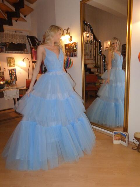 ,,Miss Vienna" Beatrice Körmer im Haute Couturekleid von Martina Mohapp