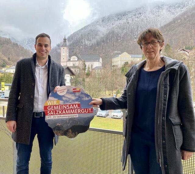 Neuer SPÖ-Spitzenkandidat Mario Haas und Landtagsabgeordnete und SPÖ-Bürgermeisterkandidatin von Ebensee Sabine Promberger | Foto: SPÖ Bezirksorganisation Gmunden