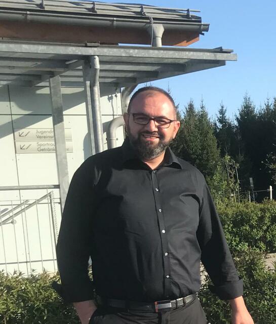 Izzet Öner absolviert ein Studium an der Fachhochschule Salzburg. | Foto: Öner