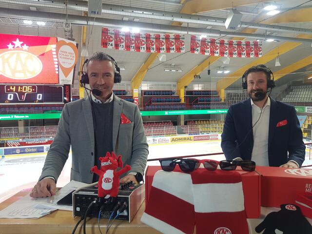 Das „Duo Infernale“ – Moderator Joschi Peharz und Experte Marc Brabant haben den Rotjacken-Stream perfekt im Griff.
| Foto: RMK