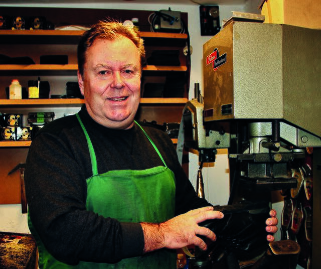 "Handwerk braucht seine Zeit. Der Schnellste ist nicht immer der Beste", findet Alois Königsberger. | Foto: Martin Schöndorfer