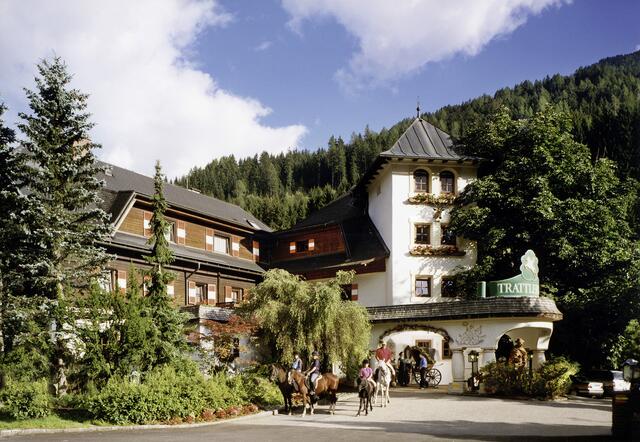 Das Hotel Gut Trattlerhof &amp; Chalets in Bad Kleinkirchheim wird in fünfter Generation von Familie Forstnig betrieben. | Foto: KK/Arch Ronacher