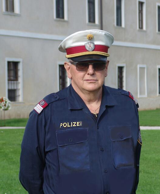 Gruppeninspektor Werner Stark tritt seinen wohlverdienten Ruhestand an.