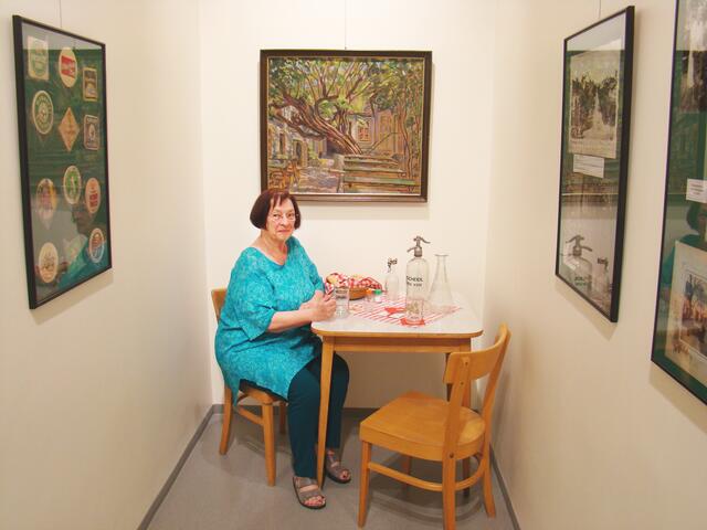 Doris Weis hat im Währinger Bezirksmuseum noch ein Platzerl für Besucher frei. | Foto: Bezirksmuseum Währing