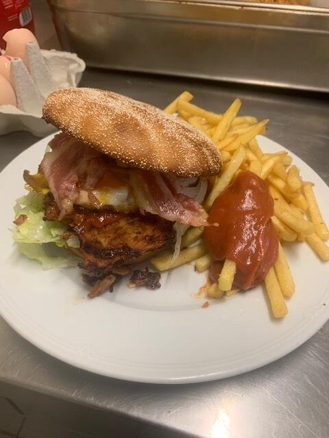 Ein leckerer Burger vom "Burger-Meister" persönlich !
