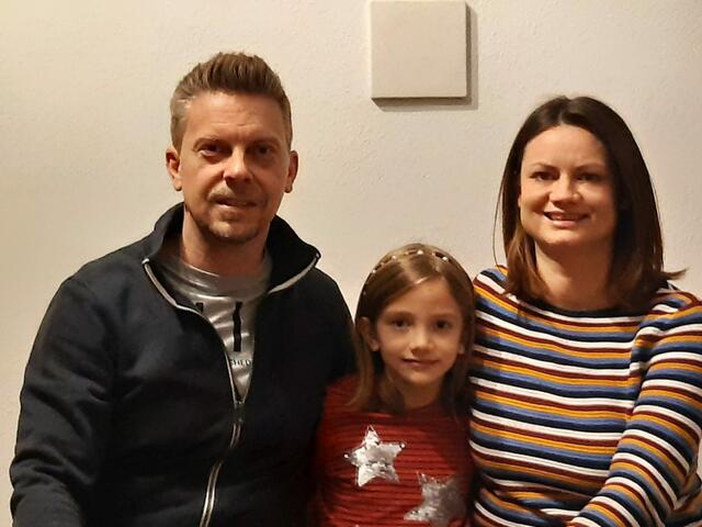 Familie Wagner hat die Herausforderung "Homeschooling" und "Homeoffice" gemeistert. Für verkürzte Ferien sind sie nicht.  | Foto: privat