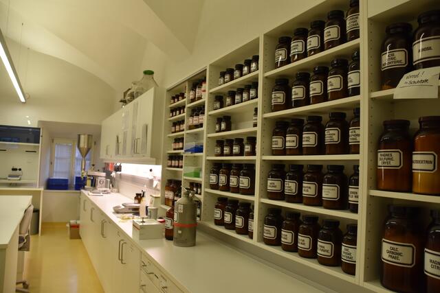 Innenstadtapotheken mussten mit Kundenrückgängen rechnen. Maskenverkauft oder Antigentests machen den Verlust nicht Wett.