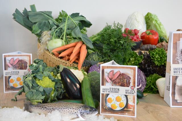 Die „Gut zu wissen“-Kennzeichnung zeigt auf, woher Fleisch und Eier stammen. | Foto: EKH