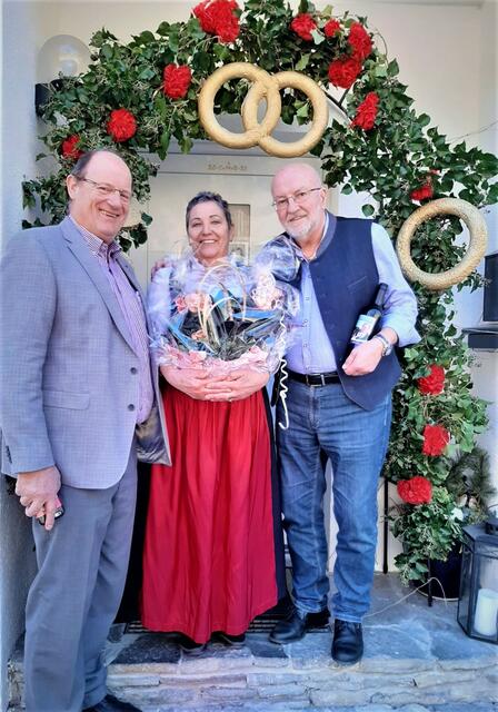 Bürgermeister Ägidius Exenberger mit Hermine und Franz Unger (v.li.) | Foto: Privat