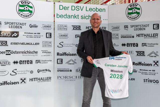 Carsten Jancker wurde als neuer Trainer des DSV Leoben präsentiert. | Foto: Helmut Niemand Photography