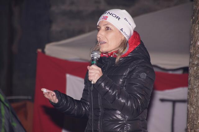 "Wir müssen dem Hass entgegenntreten, der sich gerade in den Corona-Zeiten verschärft hat", apelliert die Historikerin Ludmilla Leitner.  | Foto: Helmut Eder