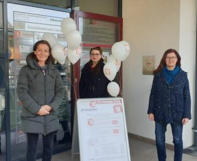 Am Bild: Eva Figge und GF Natascha Berghammer vom Lungauer Frauennetzwerk und Monika Weilharter von Forum Familie | Foto: Fotorechte Lungauer Frauen Netzwerk