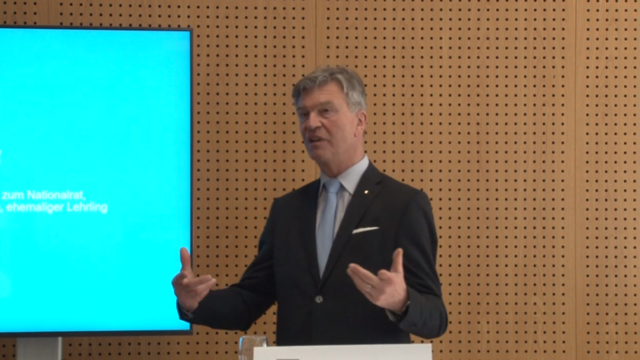 Werner Steinecker, z.l.ö.-Präsident und Generaldirektor Energie AG Oberösterreich.