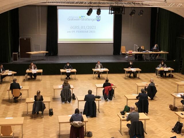 Mit den Stimmen der Grünen, SPÖ, UGS und einmal ÖVP hat sich der Gemeinderat mehrheitlich für eine Resolution an die Bundesregierung entschieden.