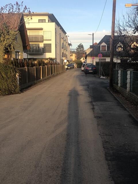 Fehlende Gehwege sind Thema im Grazer Gemeinderat. | Foto: KK