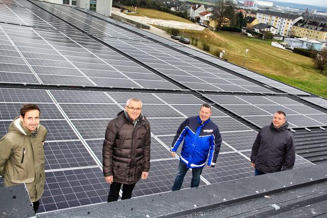 Auf dem Parkdeck beim Landesklinikum: Jürgen Hürner, Heinz Ettlinger, Christian Nagelhofer, Dominic Hörlezeder.