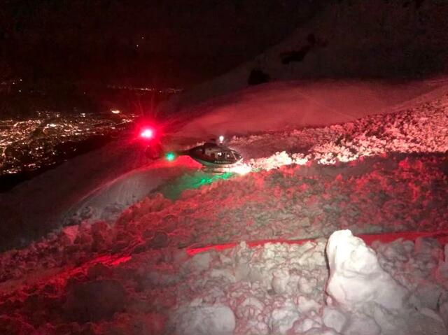 Bergrettung, Suchhunde und Hubschrauber suchten nach dem Lawinenabgang nach möglichen verschütteten Personen. | Foto: Bergrettung/Mair