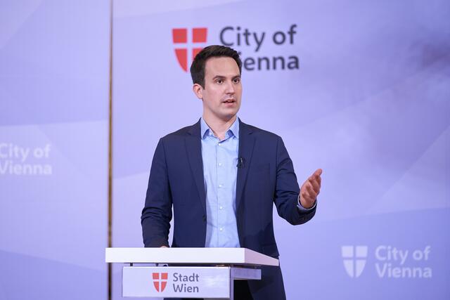 "Leider wurden die Folgen der Pandemie hier anfänglich zu wenig gesehen", sagt Vizebürgermeister Christoph Wiederkehr (Neos).