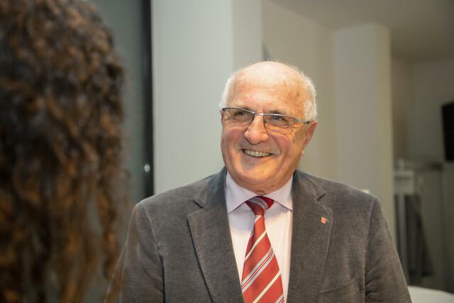 Franz Pacher, ehemaliger Präsident der Wirtschaftskammer Kärnten, führt die Wirtschaftsombudsstelle an.