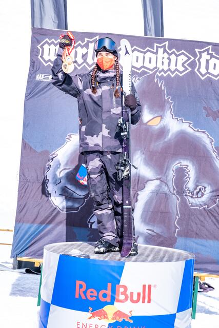 Die 20-jährige Lara Wolf aus See im Paznaun holte sich den Staatsmeisterin-Titel im Slopestyle. | Foto: World Rookie Tour 