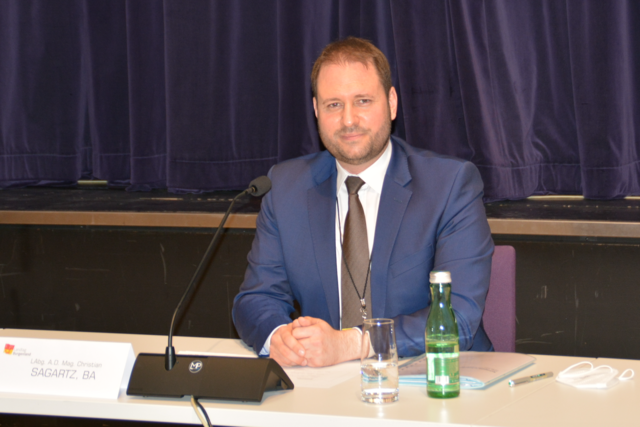 Der designierte Landesparteiobmann und Bezirksparteiobmann der ÖVP Mattersburg Christian Sagartz stellte sich den Fragen im U-Auschuss zur Causa Commerzialbank. | Foto: dpi