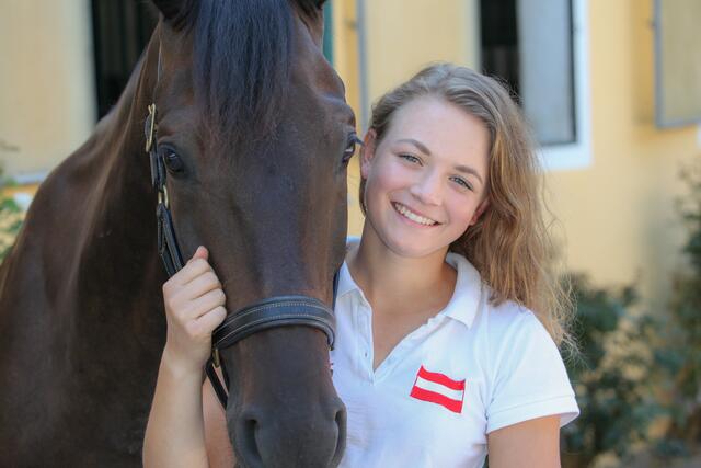 Auf die Hargelsberger Reitsportlerin Lea Siegl warten heuer zwei große Events: Die olympischen Spiele in Tokio und die Europameisterschaft in Deutschland. | Foto: Harald Minarik 