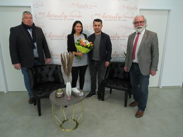 Vbgm. Ing. Günther Straub, Burcu und Orhan Güzel, Bgm. Walter Kahrer