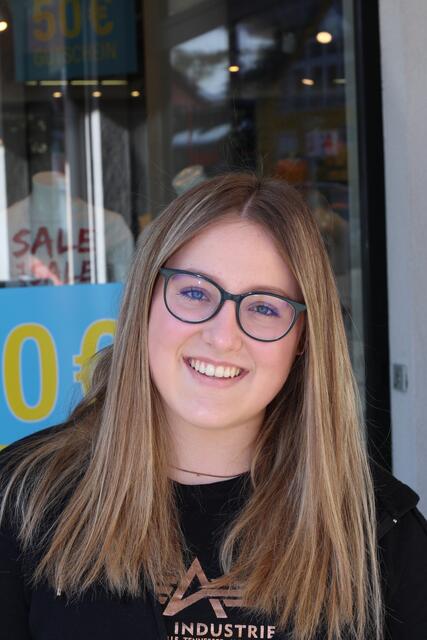 Anna aus Mariapfarr:
"Dass ich so schöne blaue Augen habe."