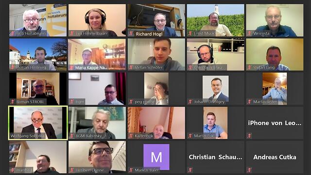 Johann Gschwindl, Eva-Maria Himmelbauer, Richard Hogl, Ernst Muck, Friedrich Weirosta, Florian Hinteregger, Maria Kappe, Stefan Schröter, Christoph Braunsteiner, Stefan Lang, Roman Strobl, Friedrich Schechtner, Petra-Eva Grüneis, Johann Divotgey, Martin Reiter, Wolfgang Sobotka, Alfred Babinsky, Josef Kaltenböck, Martin Eckl, Manfred Marihart, Heribert Donnerbauer | Foto: ÖVP, Gschwindl
